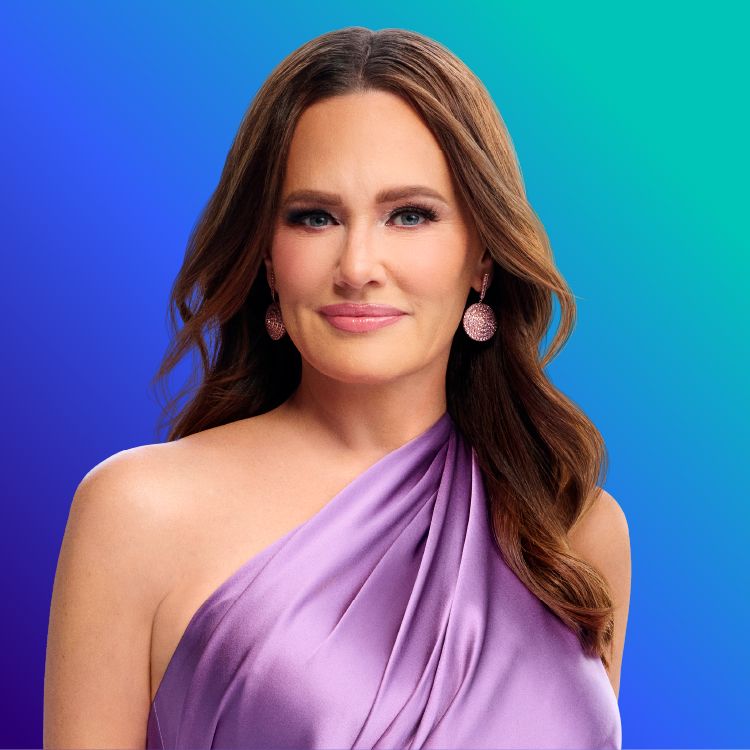 Headshot of Meredith Marks on blue to green gradient background